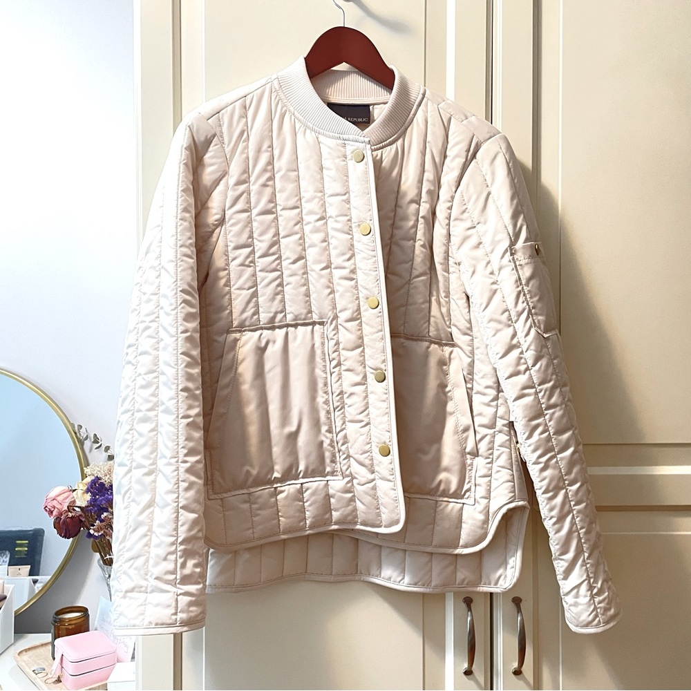 BANANA REPUBLIC QUILTED PUFFER JACKET SZ L